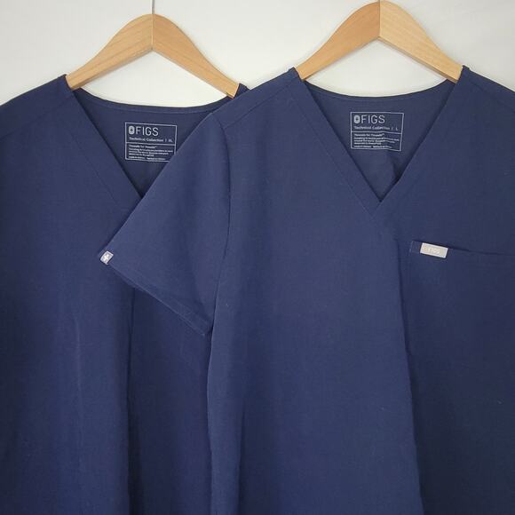 Figs- Women's Technical Collection Navy Blue Scrub Top- size Large and XL - Picture 2 of 11